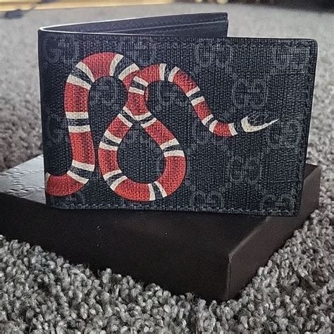 mens gucci snake wallet slim|gucci ghost men's wallet.